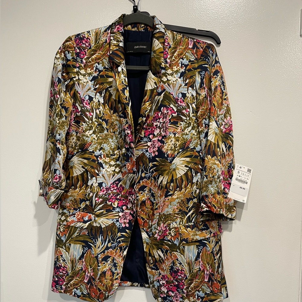 Zara Floral Blazer NWT, size S